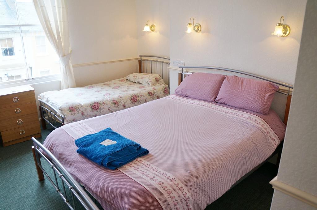 The Captain Guesthouse Scarborough Habitación foto